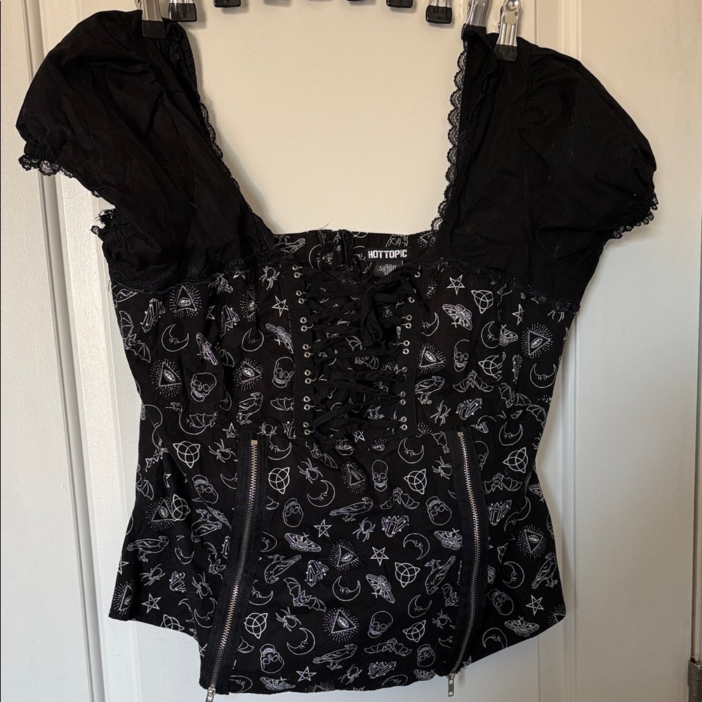 Hot Topic Black Lace-Up Top with White Patterns